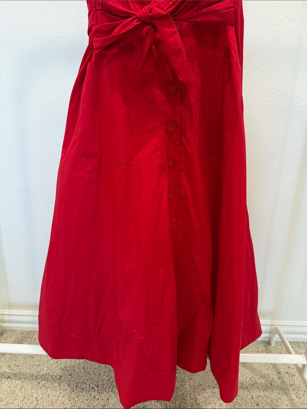 Liz Claiborne Sleeveless Red Button-Front Midi Dress with Tie-Waist - Picture 5 of 6